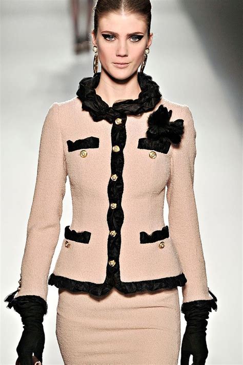 chanel woman suit|classic chanel suit.